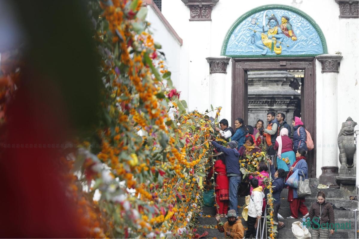 haribodhini at pashupati (10).jpeg